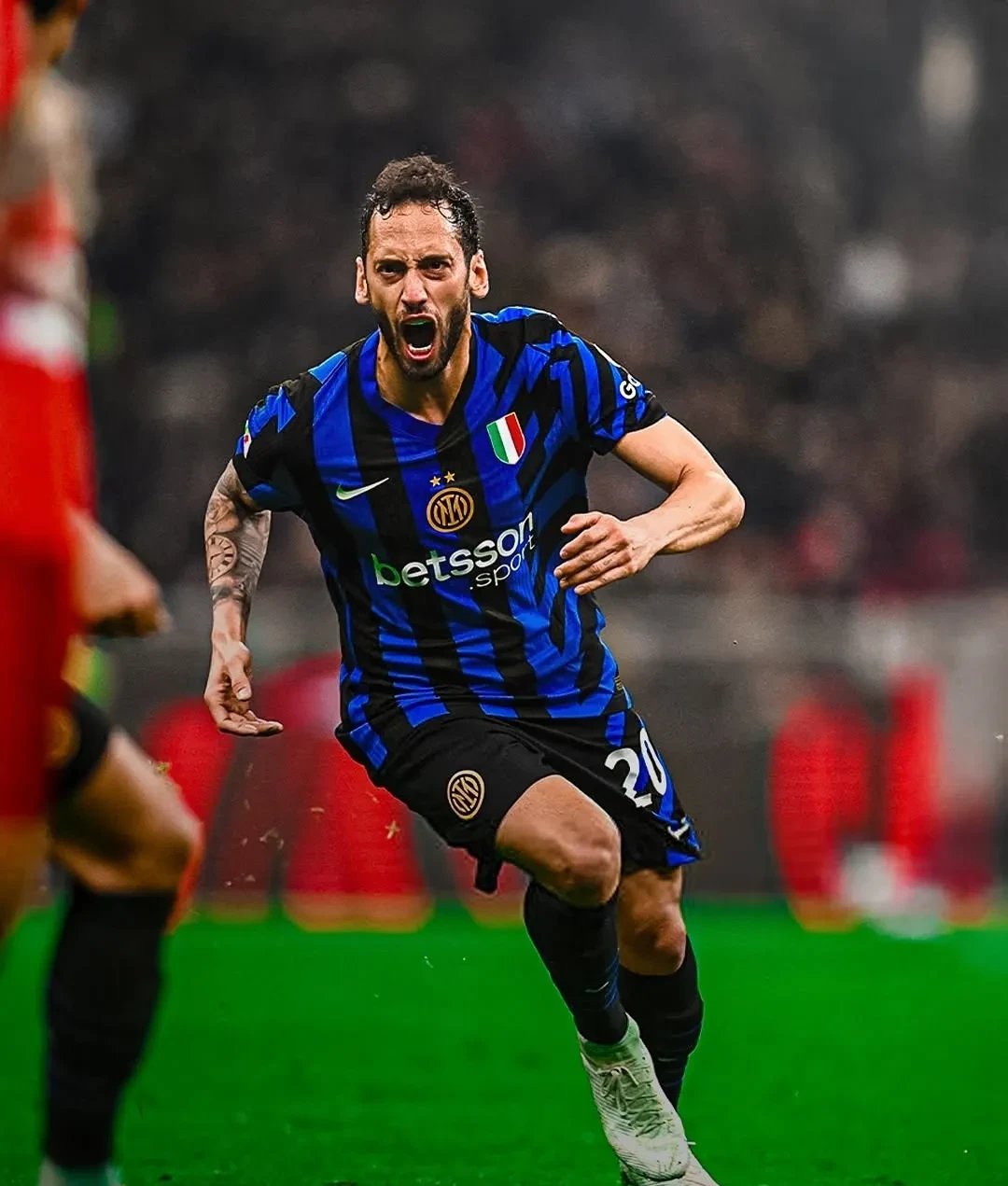 转折点！AC米兰强势反弹；意甲今晚攻防权衡；压力陡增；控场能力受关注的简单介绍ng体育app