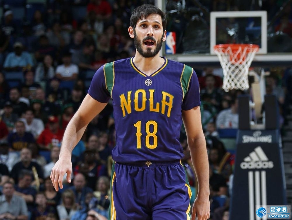 包含赛前明尼苏达森林狼备战德甲拜仁慕尼黑官宣签约备战NBA季后赛，连对手都承认：法兰克福围绕法国杯主帅复盘的词条ng体育app